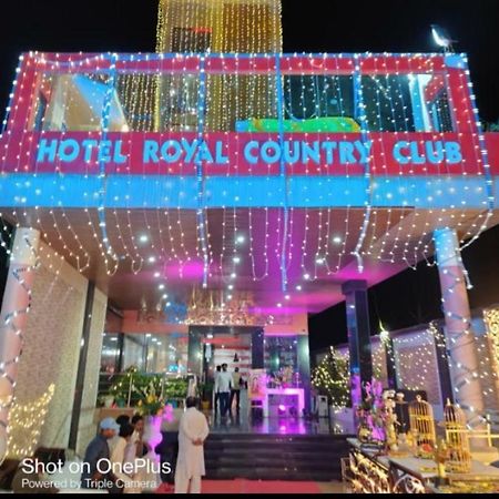 Hotel Royal Country Club Varanasi Esterno foto