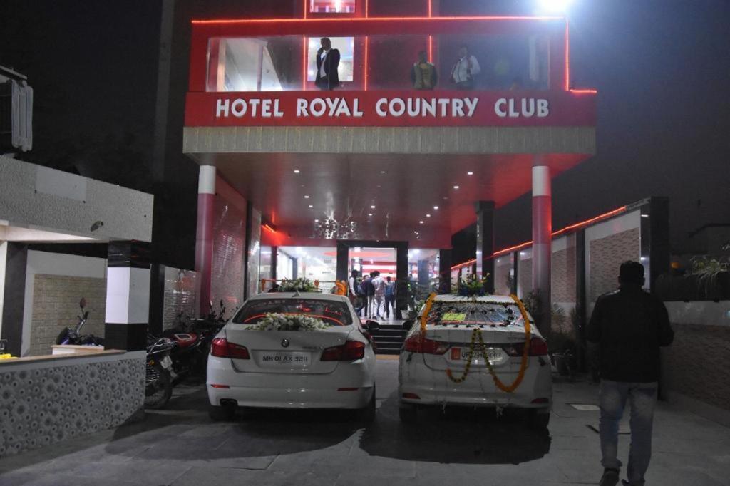 Hotel Royal Country Club Varanasi Esterno foto